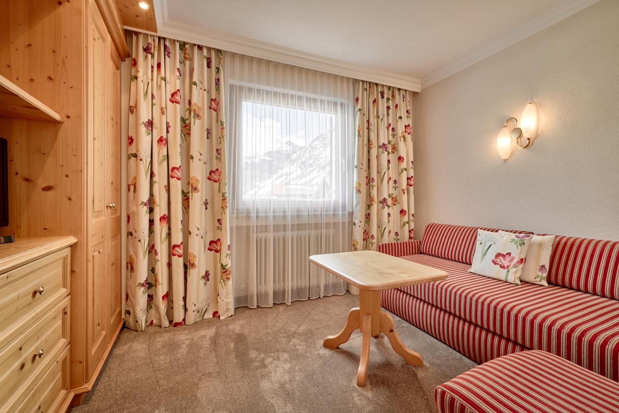 Hotel Appartement Roggal Lech am Arlberg Exteriör bild